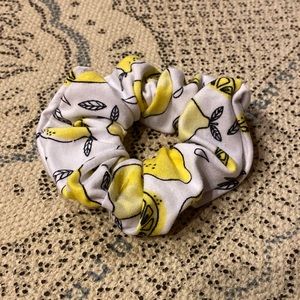 Lemon Print Scrunchie